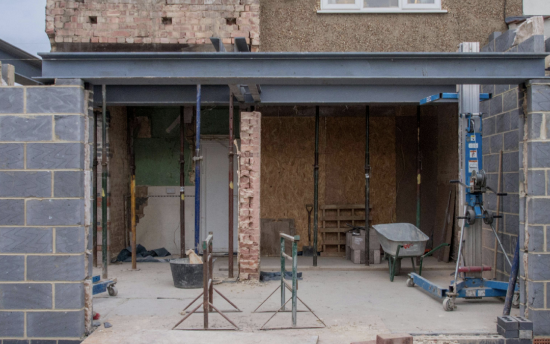 Les 7 erreurs qui font déraper le budget de votre agrandissement de maison